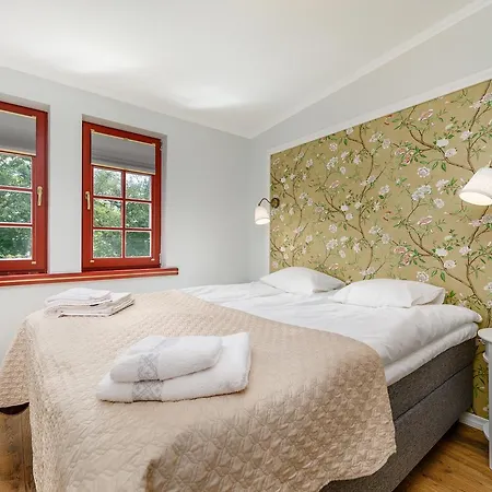 Vabaduse * 派尔努